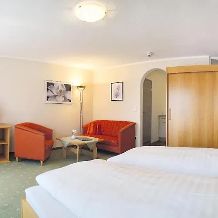 Im Gewoelbe Bed & Breakfast 4*