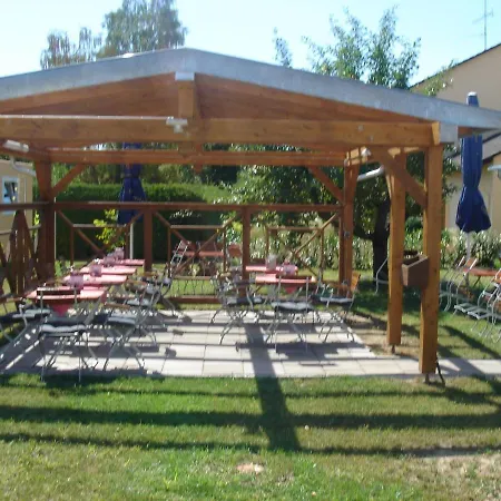 Nocleg ze śniadaniem Im Gewoelbe 3*