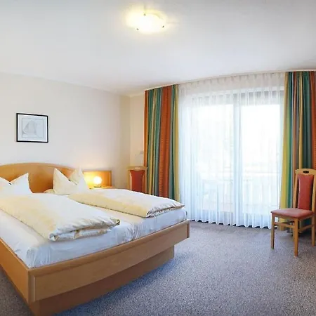 Im Gewoelbe Nocleg ze śniadaniem 3*