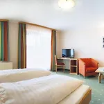 Nocleg ze śniadaniem Im Gewoelbe 4*